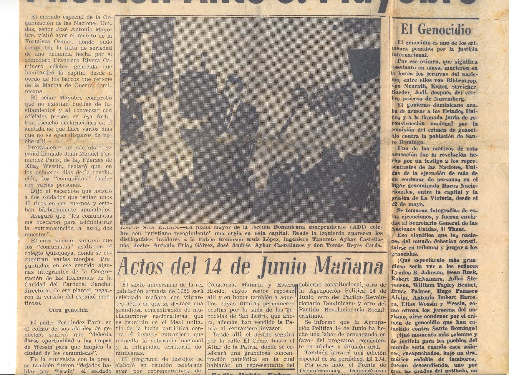 Cura_y_Dos_Soldados_del_CEFA_Mientren_Ante_J